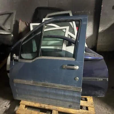 Ford Connect Sol Ön Kapı 