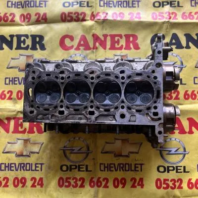 Opel Corsa D 1.4 XER Çıkma Silindir Kapak