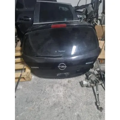 Opel Corsa D Çıkma Bagaj Kapak