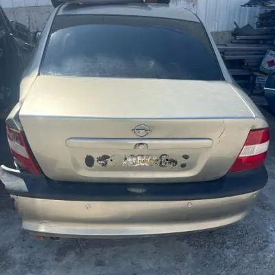 Opel Vectra B Çıkma Bagaj Kapak