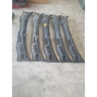 Opel Astra G Cam Ön Izgarası