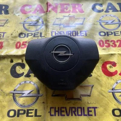 Opel Astra H Direksiyon Airbeg