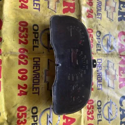 Opel Corsa C Direksiyon Airbeg