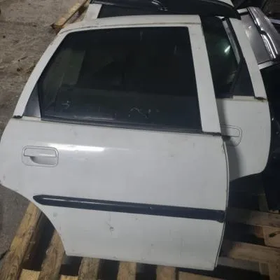 Opel Vectra B Sağ Arka Kapı