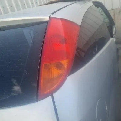 Ford Focus 1 Sağ Stop