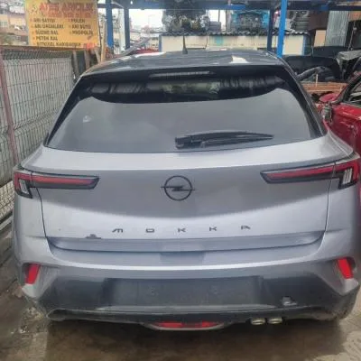 Opel Mokka Bagaj Kapağı