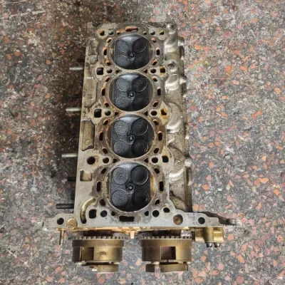 Opel Astra J 1.4 Turbo Silindir Kapak